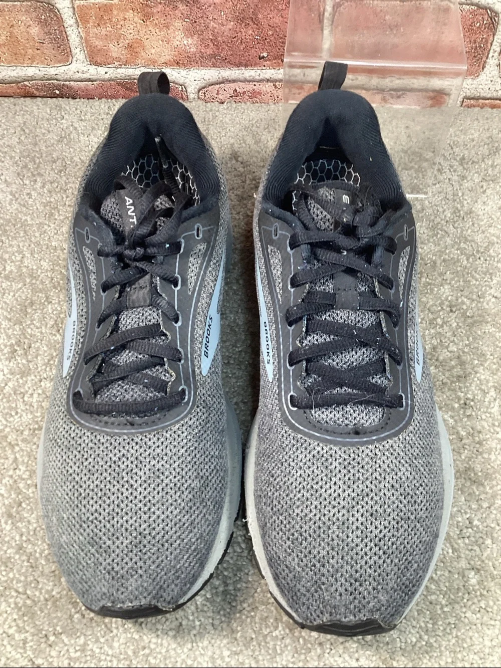 Brooks Anthem 3 Men’s running shoes sneakers size 8